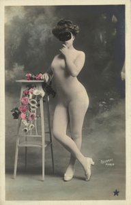 仮面の少女 作： French Photographer